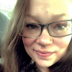 Meet your Posher, Stacy